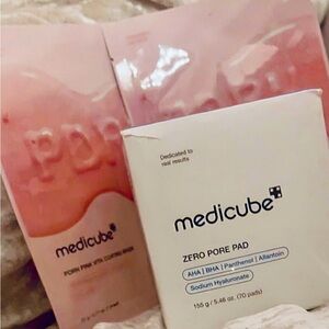 NIB Medicube Zero Pore Pads and 2 Medicube PDRN Pink Vita Coating Mask